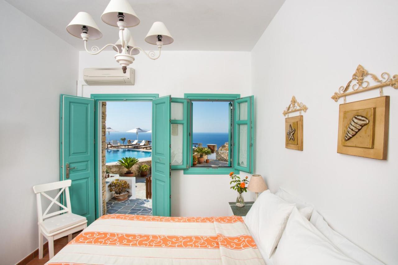Odysseus Hotel
