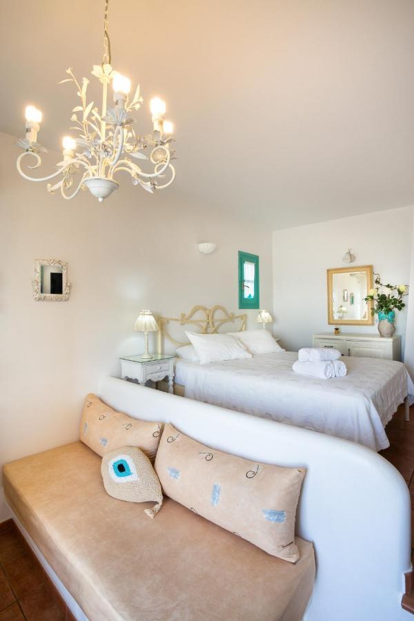 Odysseus Hotel